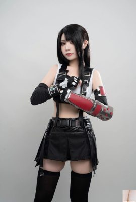 Fille explosive Nya Xiaoji – Final Fantasy 7 Tifa (55P)