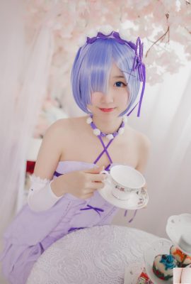 Fille du bien-être Mu Mianmian OwO Rem anniversaire VIP exclusif[24P]