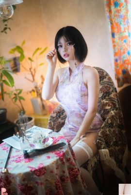 [PINK] U.Hwa – Mood Rose (85P)