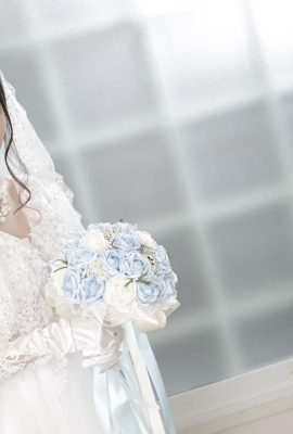 Angelia Mizuki : Angelia Mizuki est ma fiancée, elle peut voir à travers sa robe de mariée… (28P)
