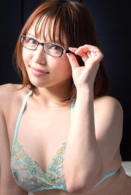 (Futaba Mina) La salope à lunettes aspire à une grosse bite (21P)