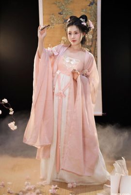 Tao Nuanjiang-« Rêve dans des vêtements colorés » (45P)