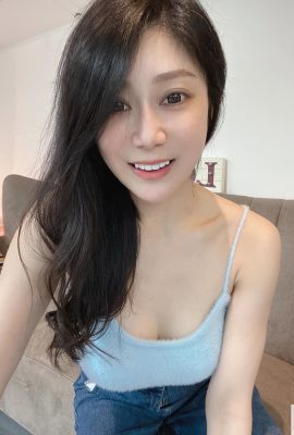 Les vêtements décolletés de la fille sexy « Feng Yingying » sont une faute ! Les courbes accrocheuses sont si chaudes (10P)