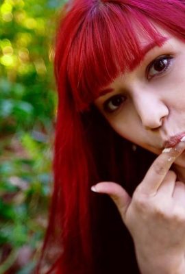 (Suicide Girls) Ultraamarie – Douce Forêt