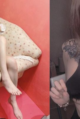 La douce déesse « Lin Yufei » aux seins F est à la fois douce et sexy. Une telle secrétaire est si séduisante, comment peut-elle travailler sérieusement au travail !  (21P)