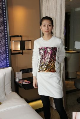 (Collectionné par moi-même) Belles photos privées du mannequin chinois Vivian de l'agence Meiying, une fille aux longues jambes (84P) (84P)