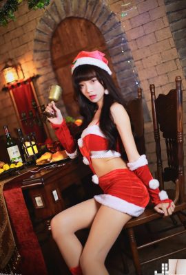 (Photo modèle) Taverne de Noël Kitty Girl de Noël 2017 (17P)