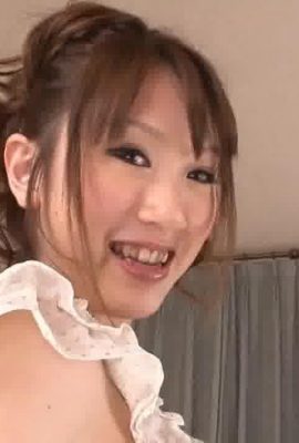 Beaux gros seins indécents – Yui Takagi (118P)