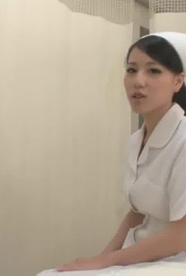 Inspection du pénis rasé d'une infirmière rasée – Azumi Ai (115P)