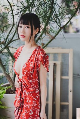 La petite chérie sexy « Ai Qing Iris » a choqué le public avec ses seins en forme de pêche (11P)