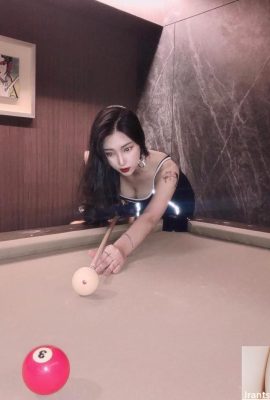 Je veux être une boule blanche et frapper ton cœur ! La fille capricieuse apporte son propre « full nine-ball » pour révéler toute sa jeunesse : Jouons au billard ensemble (15P)