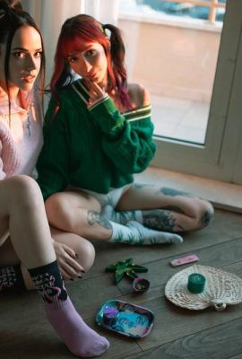 (Suicide Girls) 16 avril 2024 – Ceciamix + Drew – Sun Set Haze (55P)