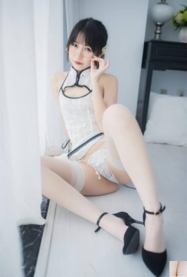 (Collection en ligne) Fille sociale pas chat stupide « Femme mariée en cheongsam blanc » Exclusivité VIP (58P)