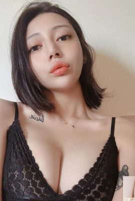 Une paire d'yeux pleins d'électricité forte, un nez grand et des lèvres rouges chaudes démontrent une atmosphère super sexy~Elaine Ling (16P)