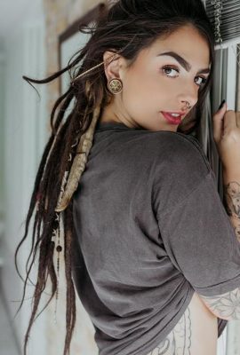 (Suicide Girls) Peur – Paranoïaque