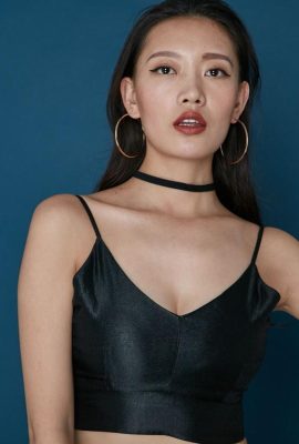 Photos sexy de l'actrice continentale Cao Chengfangzi 1