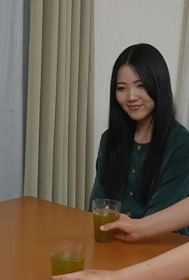 Mayu Momose Kana Shiokawa : Comparaison des goûts mère et fille Obéissance absolue au coq sans précédent… (21P