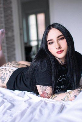 (Suicide Girls) 10 novembre 2024 – Juicgala – Le début (60P)