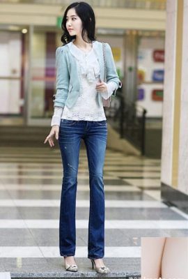 La fille en jeans extatique-Jin Yaran (51P)