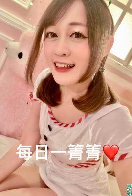 Le mignon showgirl de Taiwan Wu Qingqing, avec une silhouette uniforme et une goutte de viande (7p)