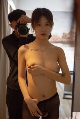 (PHOTO MODÈLE NATIONAL PHOTO) MODÈLE NATIONAL MODÈLE DE SEXE PHOTO PLUME PRIVATE SETH de Sex Body (108p)