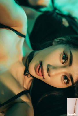 « Love Concubine and Godmother » a une telle longueur de sein qui est trop volontaire! (10p)