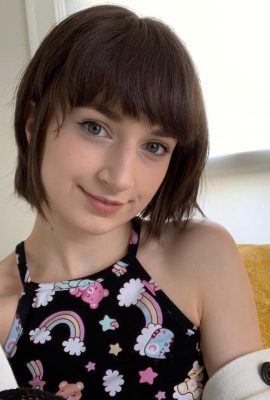 Ersties avec Flora Rodgers Porn Photos (20p)