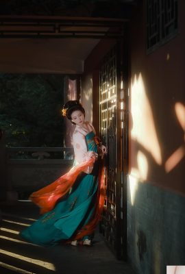 Les Orioles chantent dans le palais Jade de Jinling Xiaoyujin (21p)