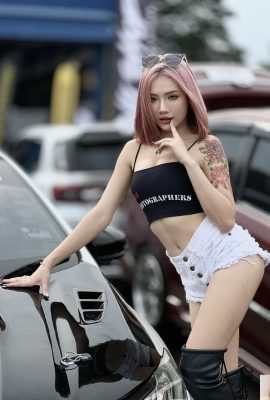 Le modèle de voiture arrogant? (Jing Queyi aime beaucoup un procès, et sa silhouette est également très bonne (13p)