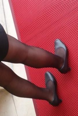 Je vais donner à cette belle fille de la belle soie noire de photos complètes de photos … (98p)