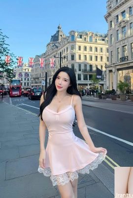 La reine « Amber Na Blue Star Bree » donne envie aux gens de se rendre à ses pieds (10p)
