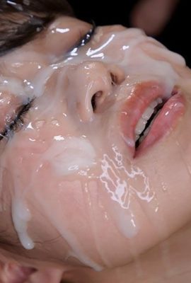 (Konno Aya) profitant de plusieurs visages et plaisir