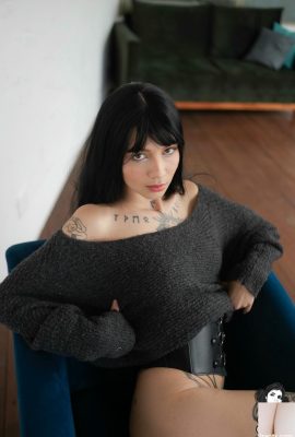 (Suicide Girls) 21 juin 2025 – Psylunar – La meilleure vue de la maison (53p)