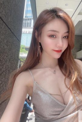« Su Xiaoli » a une beauté exquise et une figure diabolique pleine de tentation (10p)