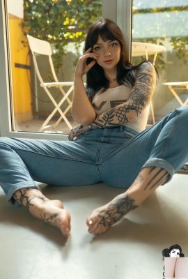 (Suicide Girls) 06 juillet, 2025 – Zzef – Afterglow (48p)