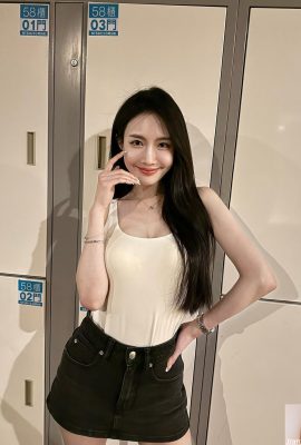 « Wu youxi » a un visage et une figure parfaits qui ne peuvent pas résister à son charme (10p)