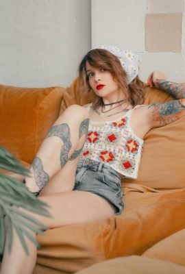 (Suicide Girls) 09 juillet, 2025 – Awondr – Laced in Daze (42p)