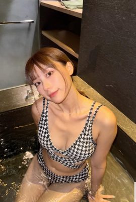 « Chen Muqing » est séduisante avec son allure pleine et son léger sourire (10P)