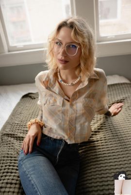 (Suicide Girls) 26 juillet 2025 – Popbeat – Le Papillon (44P)