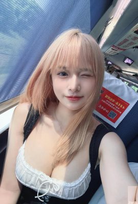 « Niu Niu Girl » a les meilleurs seins et courbes du corps (10P)