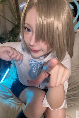 Chiqie celia – Le selfie uniforme d’Asuna (17P)