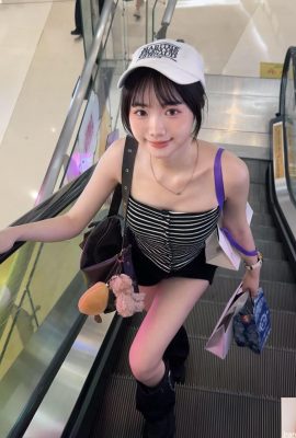 « Lee Eun-hee » est à la fois douce et sexy, avec une petite silhouette très attirante (10P)