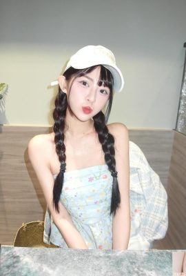 L’apparence éblouissante et la belle silhouette de « Youxin » rendent les gens de plus en plus fascinés (10P)