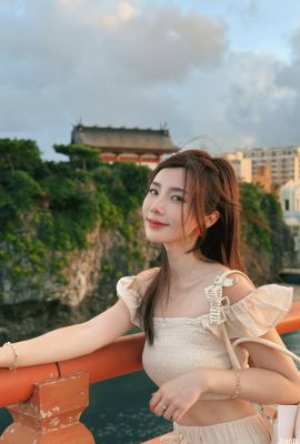 « Zora » a une silhouette élancée mais a un corps fort… Le parfum de l’encens est fort (10P)