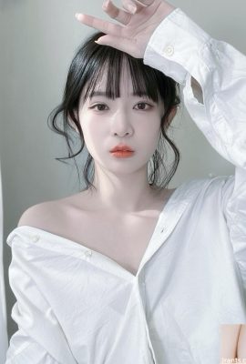 « Egg Roll » a un tempérament frais et frais, et ses grands yeux larmoyants sont séduisants d’une manière qui casse la montre (10P)