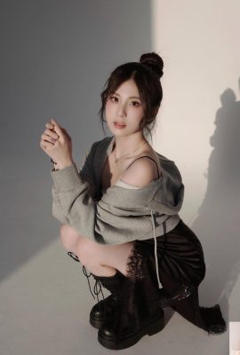 La déesse « Wang Ruyin » a de grands yeux larmoyants, pleins d’électricité et un sentiment d’amour (10P)