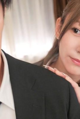 Mai Nanashima : J’ai soudainement décidé de partir en voyage d’affaires avec ma patronne préférée, et pour réduire les coûts, nous avons fini par partager une chambre contre toute attente… Mai Nanashima (13P)