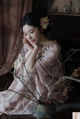 2025.03.19 La fille aux nouilles roses revenant de la montagne (15P)