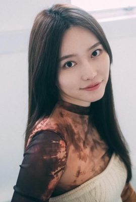 « Zhang Caining » a l’air si sensuelle, blanche et tendre, et a un beau corps extrêmement tentant (10P)