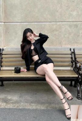 Fille de belles jambes